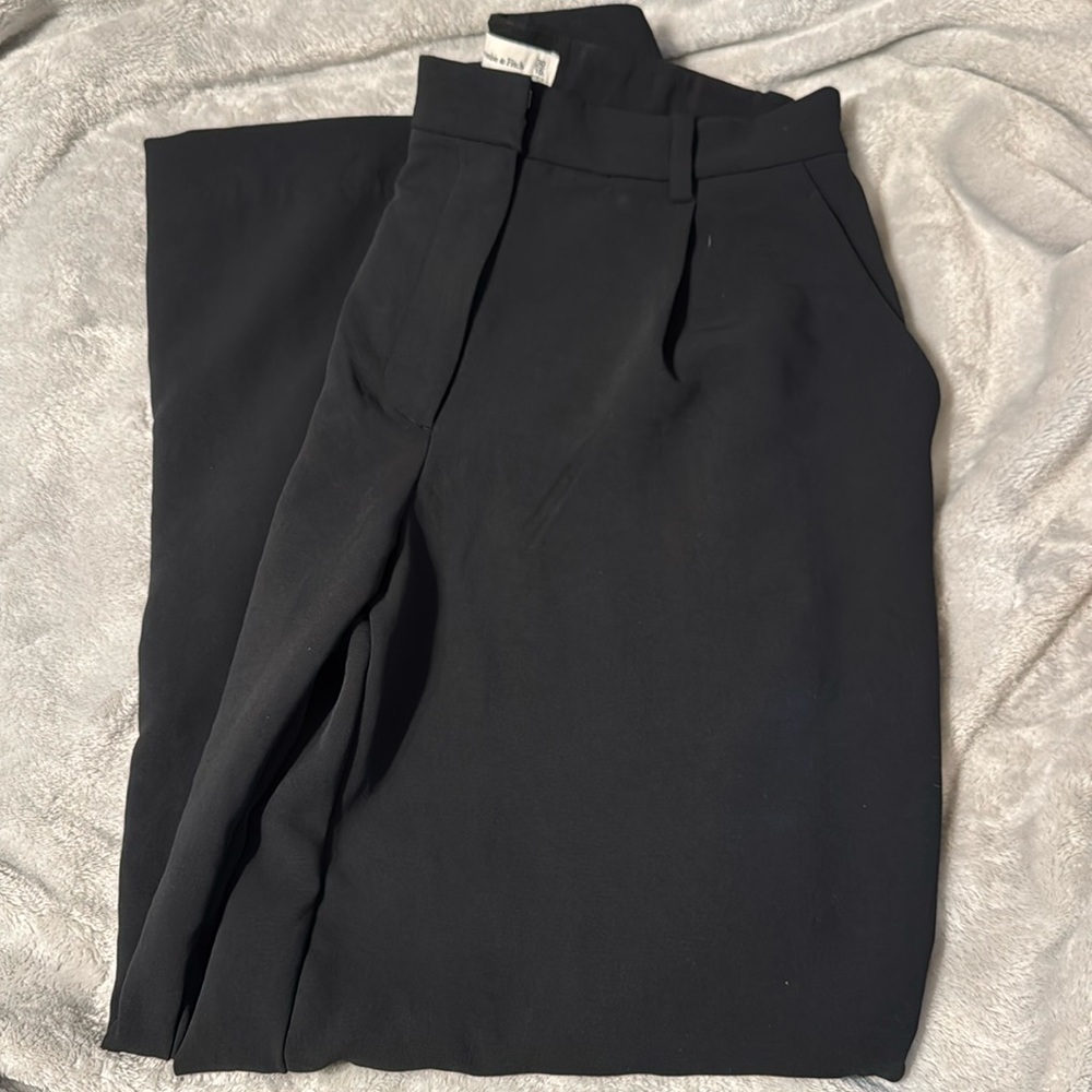 Abercrombie & Fitch Crepe black trousers